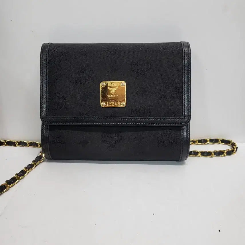 [BUNJANG] MCM Classic Mini Chain Crossbody Bag / MCM 클래식미니체인크로스백(무료배송)