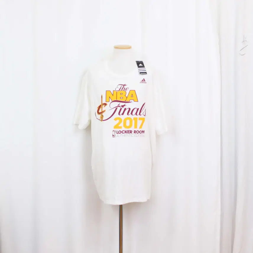 [BUNJANG] Adidas Men's NBA Collaboration White Oversized Cotton T-Shirt XL / [정품] 아디다스 남성 NBA 화이트 오버핏 라운드 반팔 티셔츠 XL 상상샵