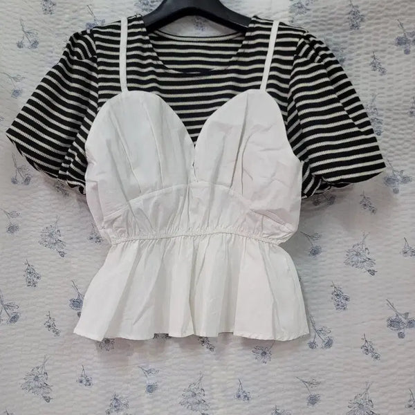 [BUNJANG] Comfortable Women's T-Shirt / 티셔츠
