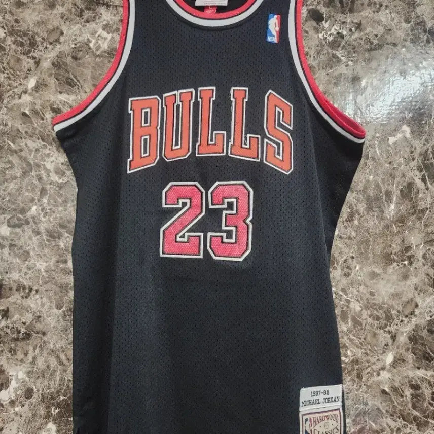 [BUNJANG] Mitchell & Ness Chicago Bulls Michael Jordan #23 Replica Jersey / 미첼앤네스 시카고 불스 마이클 조던 23번 레플리카 저지