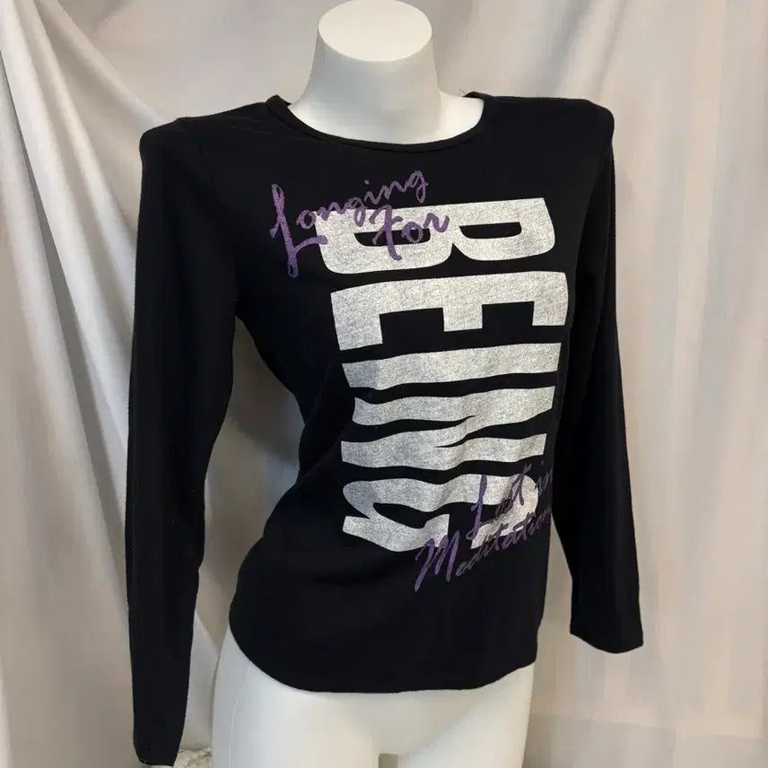 [BUNJANG] Chami Chami Black Lettering Detail Long Sleeve T-Shirt / chami chami 블랙 레터링 디테일 긴팔티 #csz872