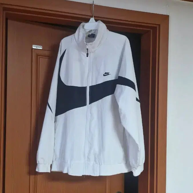 [BUNJANG] Nike Big Swoosh Windbreaker White XXL / 나이키 빅스우시 바람막이 화이트 XXL