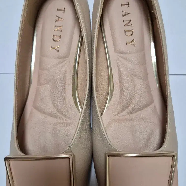 [BUNJANG] Tandy Women's Leather Heel Shoes Beige 230 / 탠디 여성 구두 베이지 230