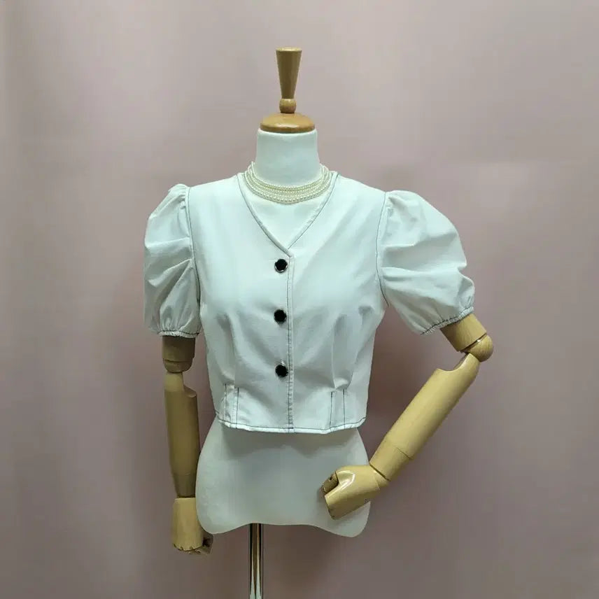 [BUNJANG] Stitch Puff Sleeve Blouse / 스티치 퍼프 블라우스