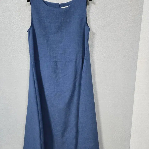 [BUNJANG] BLANK Blue Sleeveless Flare Dress / BLANK 블루 폴리 민소매 플레어원피스 55-66