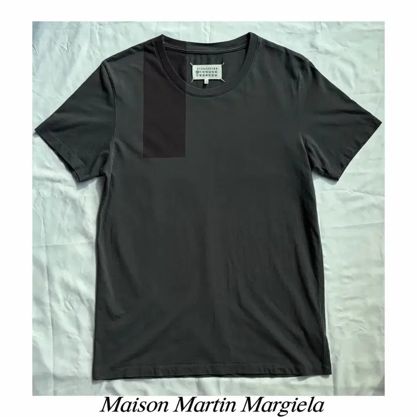 [BUNJANG] Maison Margiela Backstitch Hand Printed T-Shirt / 마틴 마르지엘라 백스티치 핸드 프린팅 반팔 티셔츠 아티저널 아카이브 긴팔