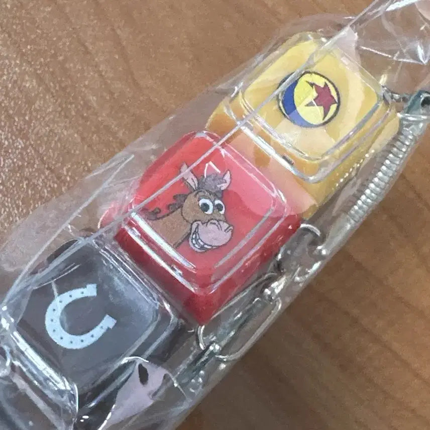 [BUNJANG] Toy Story Bullseye Keycap Keychain / 토이스토리 불스아이 키캡 키링