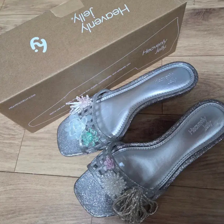 [BUNJANG] Heavenly Jelly Classic Mule Silver (with Charms) / 헤븐리젤리 클래식뮬 실버(토츠핑포함)