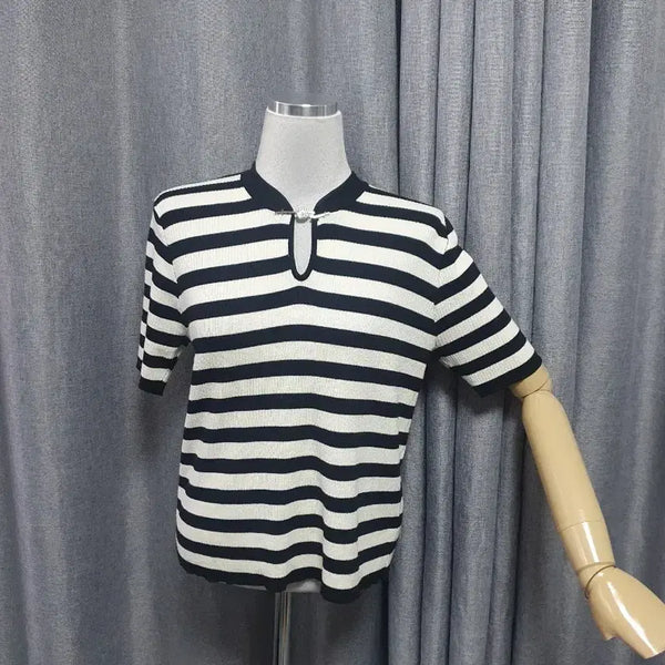 [BUNJANG] Striped Short-Sleeve Knit with Silver Detail / 은장디테일  단가라 반팔니트