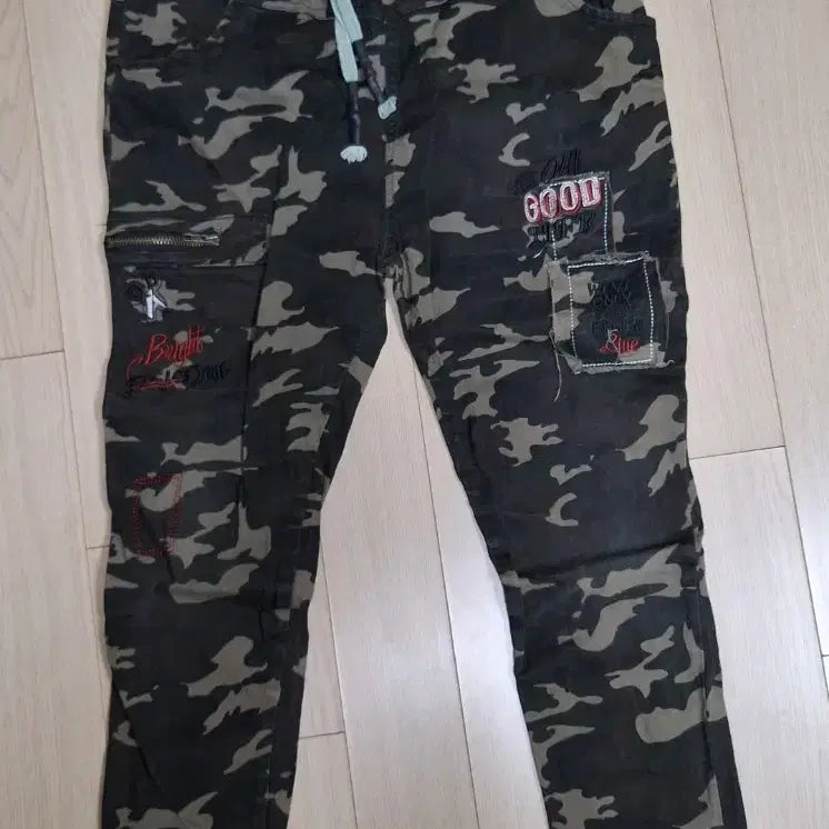 [BUNJANG] Camouflage Pattern Cargo Jogger Pants / 카모플라쥬 패턴 카고 조거 팬츠