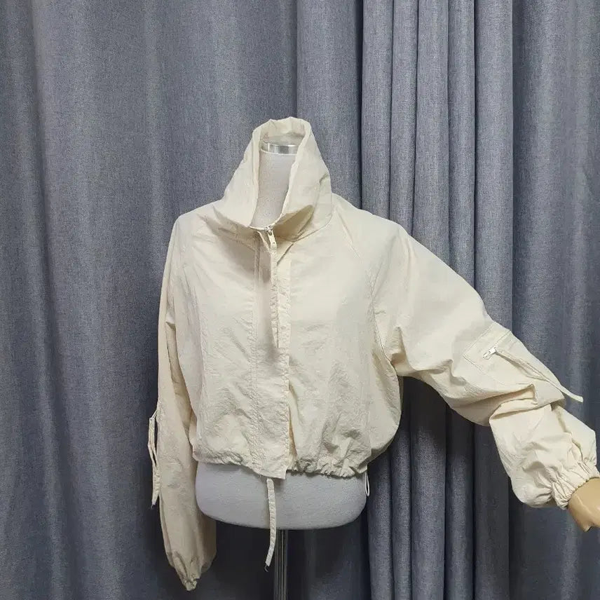 [BUNJANG] Textured Cream Zip-Up Jacket / 사각사각 크림 집업자켓