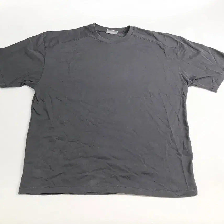 [BUNJANG] LOGAN Short Sleeve T-Shirt / LOGAN 반팔