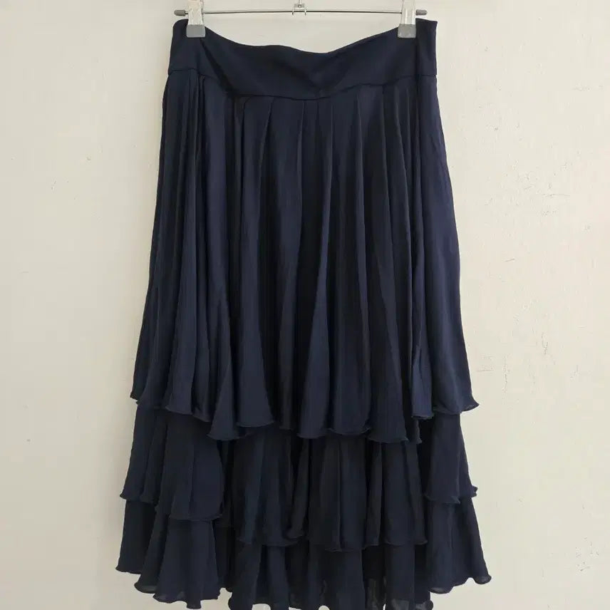 [BUNJANG] Salvatore Ferragamo Navy Rayon Skirt Size 40 / 살바토레 페레가모 스커트