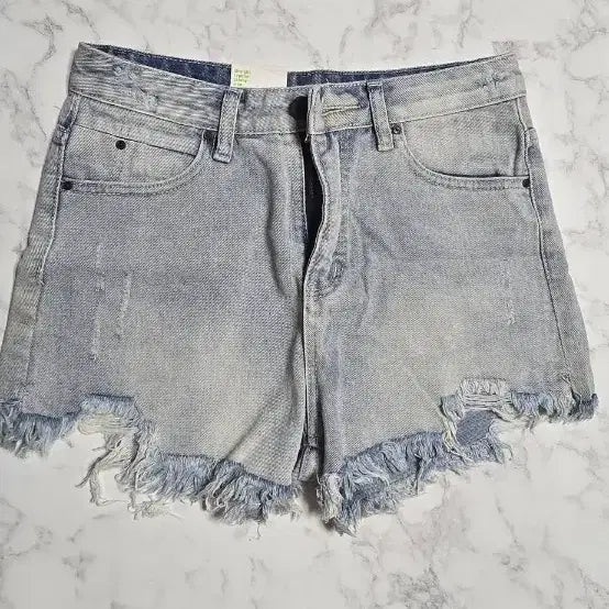 [BUNJANG] Light Wash Denim Shorts / 연청 숏 바지 새상품입니다