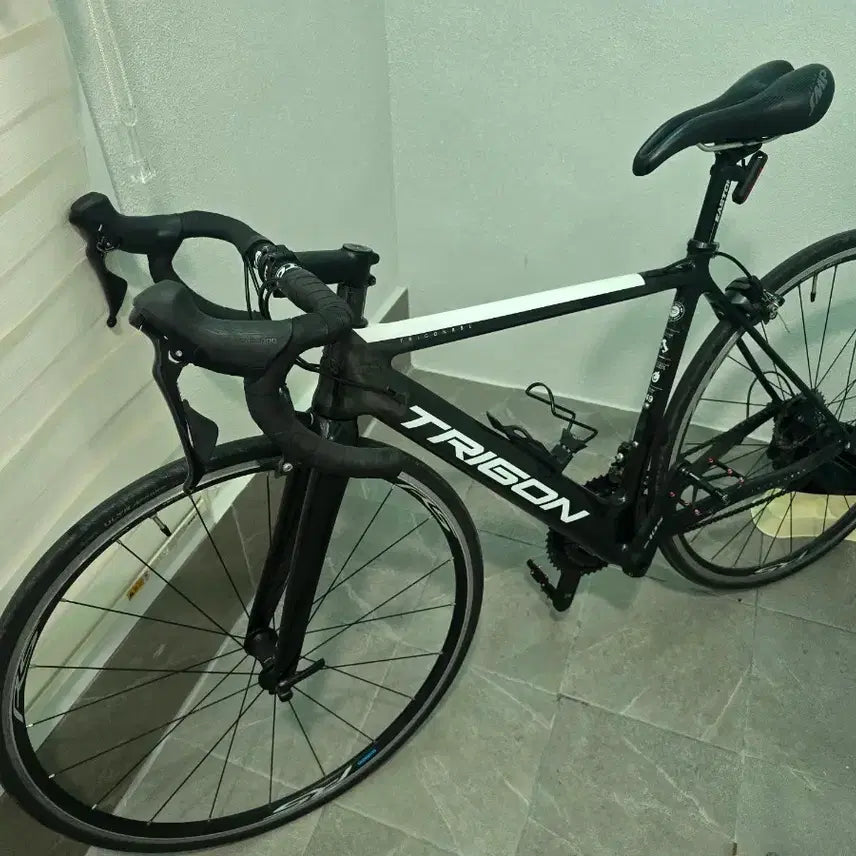 [BUNJANG] Trigon Darkness RSL Full Carbon Road Bike 105 / s급 트리곤 타크니스 RSL 풀카본 105