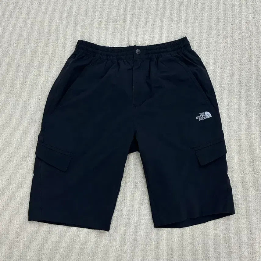 [BUNJANG] The North Face Black Cargo Shorts Size 31 / 노스페이스 블랙 카고 반바지 80