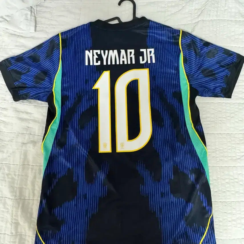 [BUNJANG] Brazil Neymar Jordan Retro Jersey Away Authentic / 26-28 브라질 네이마르 조던 유니폼 어웨이 택채 새상품