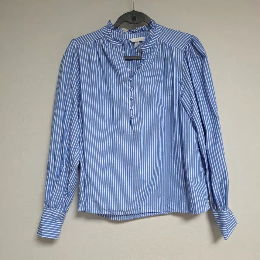 [BUNJANG] H&M Blue Stripe Frill Blouse M / H&M 블루 스트라이프 프릴 블라우스 M