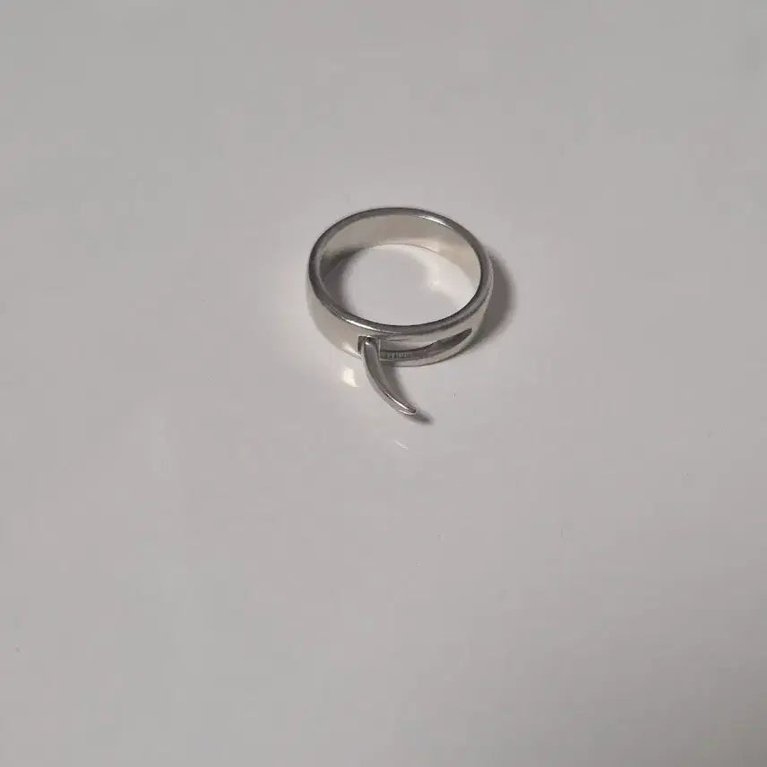 [BUNJANG] Attack on Titan Annie Leonhart Ring / 진격의 거인 애니 레온하트 반지