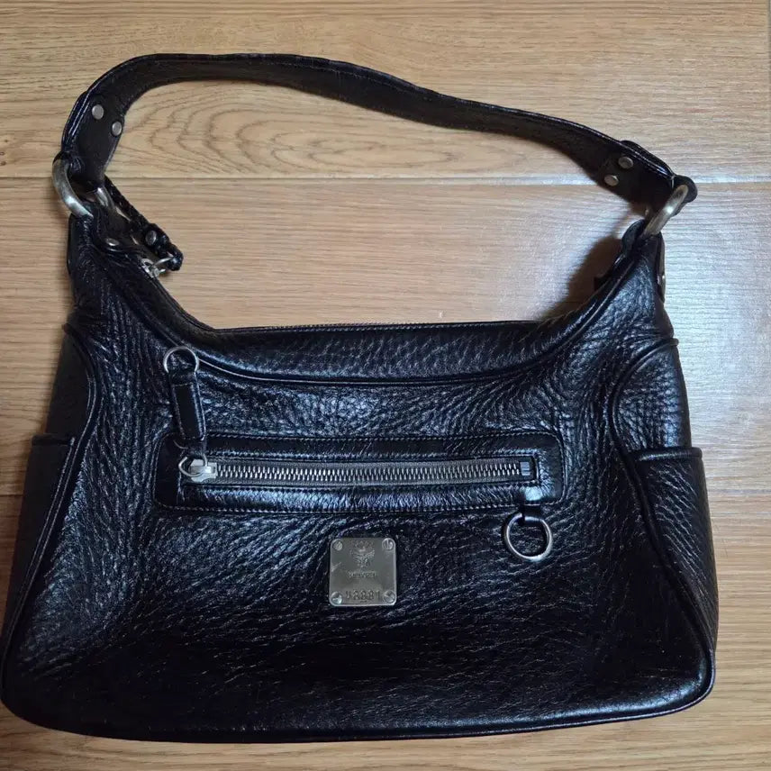 [BUNJANG] MCM Women's Black Leather Shoulder Bag / MCM 여성 가죽 숄더백 블랙