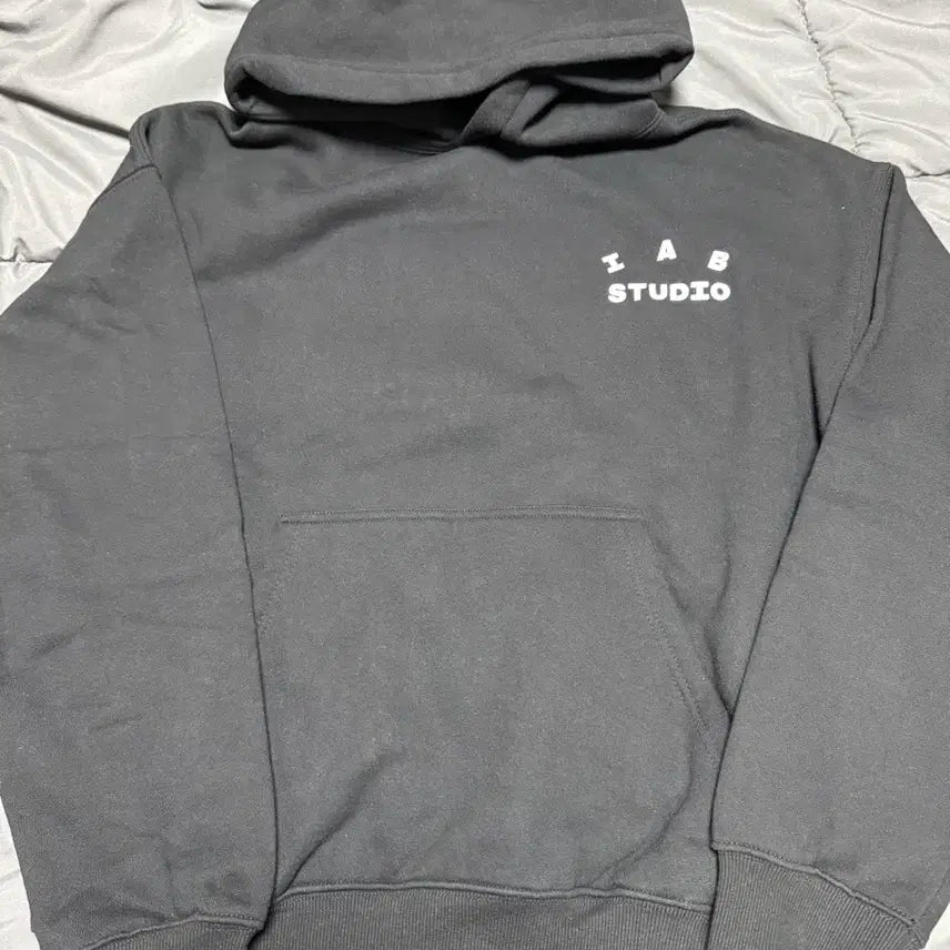 [BUNJANG] IAPP Studio Hoodie Black L / 아이앱 스튜디오 후드 블랙 L