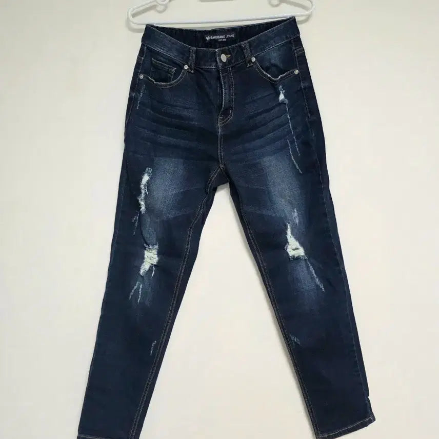 [BUNJANG] Distressed Denim Jeans - Size 68-94 / 청바지 68-94 허리 68cm 힙 94cm