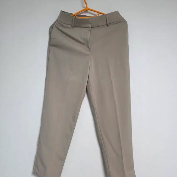 [BUNJANG] H&M Beige Cropped Slacks Trousers (EUR 36) / H&M 베이지 크롭 슬랙스 바지(EUR 36)