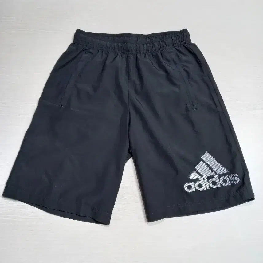[BUNJANG] Adidas Men's Cooling Shorts Black Size 30 / 30 adidas 냉감 반바지 블랙 30-276