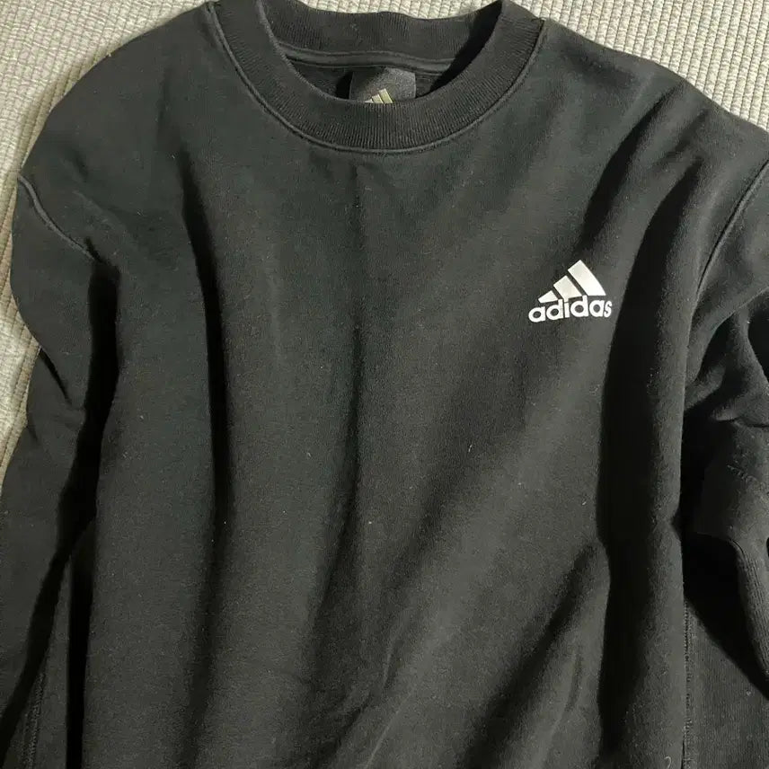 [BUNJANG] Adidas Sweatshirt Black / 아디다스 맨투맨 블랙