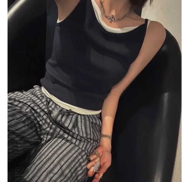 [BUNJANG] Monday Off Ribbed Boat Neck Sleeveless Top Navy / [새 상품] 먼데이오프 나시