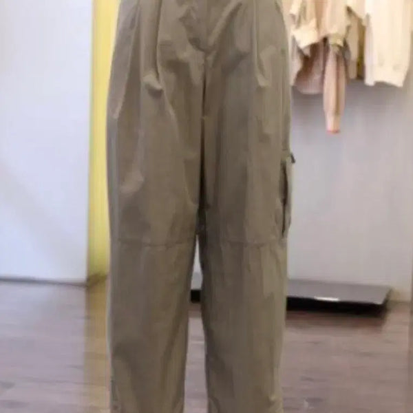 [BUNJANG] O2ND 2023 Lace Two-Tuck Wide Pants Dark Grey / 23년 오즈세컨 O2ND 레이스 투턱 와이드 팬츠 다크그레이 67