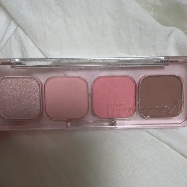 [BUNJANG] LILYBYRED Mood It Palette 01 Fresh It / 릴리바이레드 무드잇 팔레트 01 프레쉬잇
