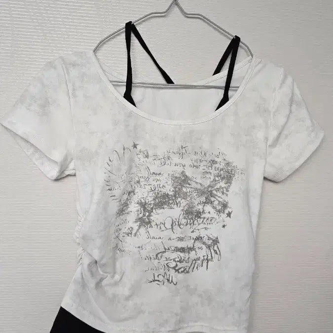 [BUNJANG] Layered One-Piece Short Sleeve T-Shirt / 레이어드 일체형 반팔티