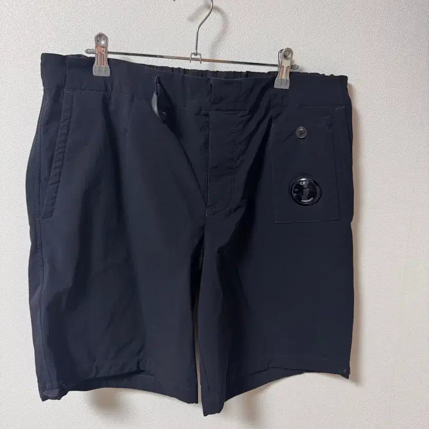[BUNJANG] C.P. Company Nylon Lens Logo Shorts / cp 컴퍼니 나일론 반바지