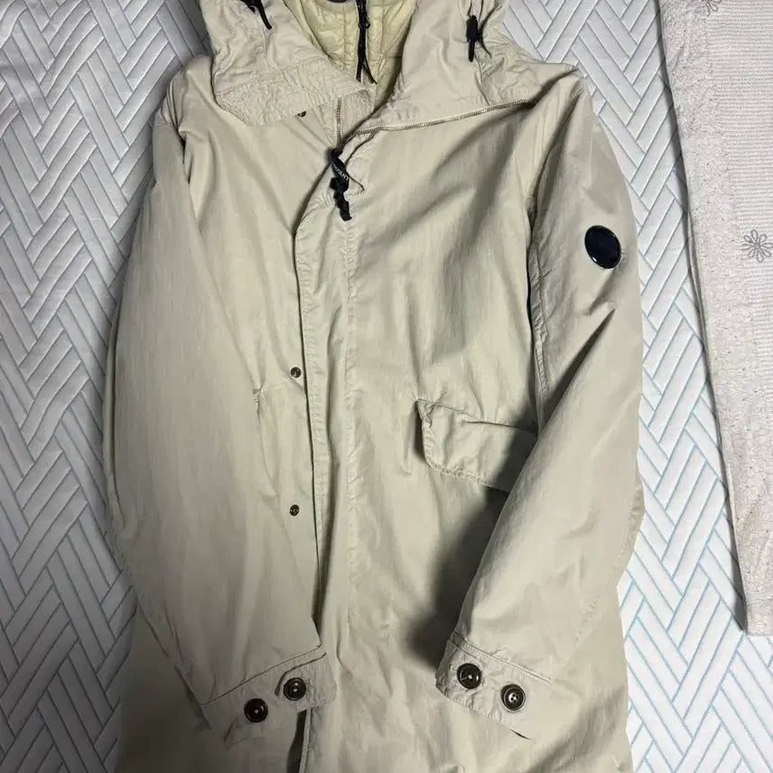 [BUNJANG] CP Company Goggle Windbreaker Jacket Beige / CP컴퍼니 고글 바람막이 자켓 베이지