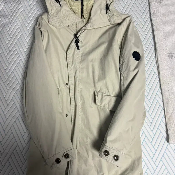 [BUNJANG] CP Company Goggle Windbreaker Jacket Beige / CP컴퍼니 고글 바람막이 자켓 베이지
