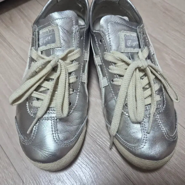[BUNJANG] Onitsuka Tiger Mexico 66 White Silver / 오니츠카 타이거 멕시코66 화이트 실버 235