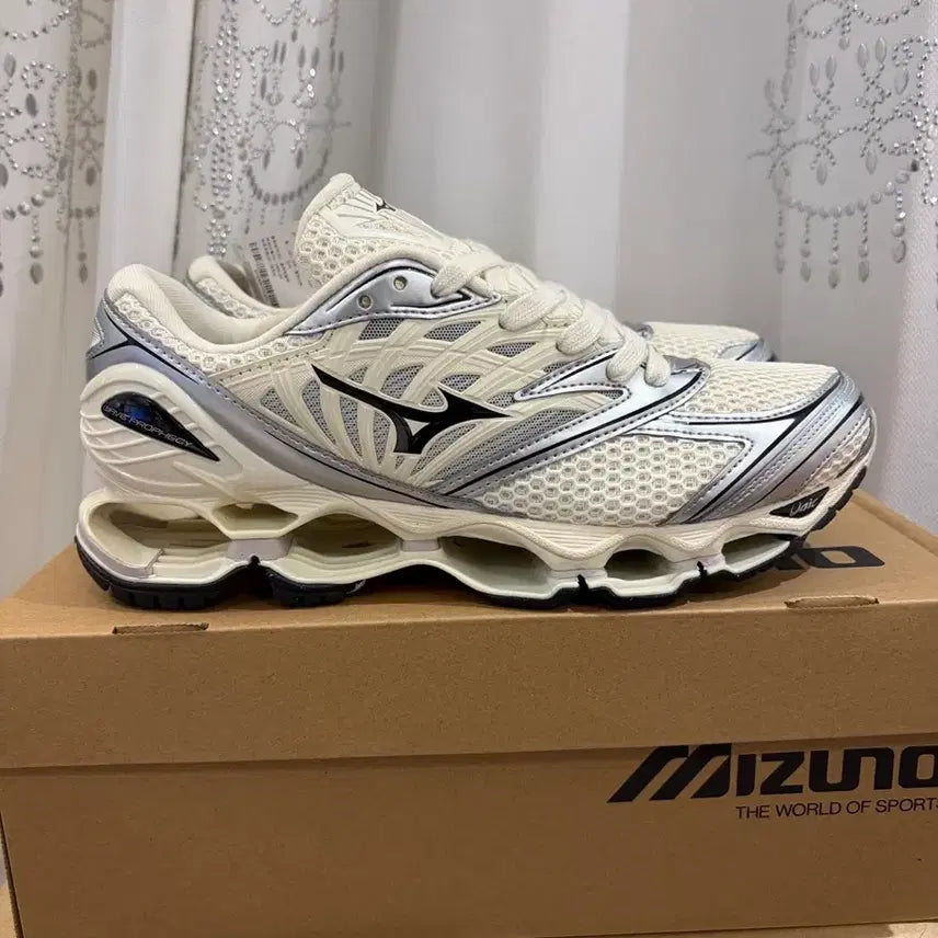 [BUNJANG] Mizuno Wave Prophecy LS Running Shoes (280) / 미즈노 웨이브 프로페시 LS 프리스틴 런닝화 운동화 280