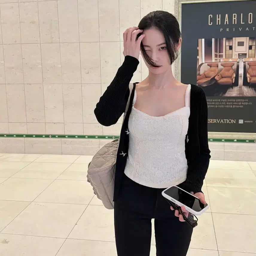 [BUNJANG] Glonni Serene Lace Cami Top / 글로니 SERENE LACE CAMI TOP / 홍수주 착용