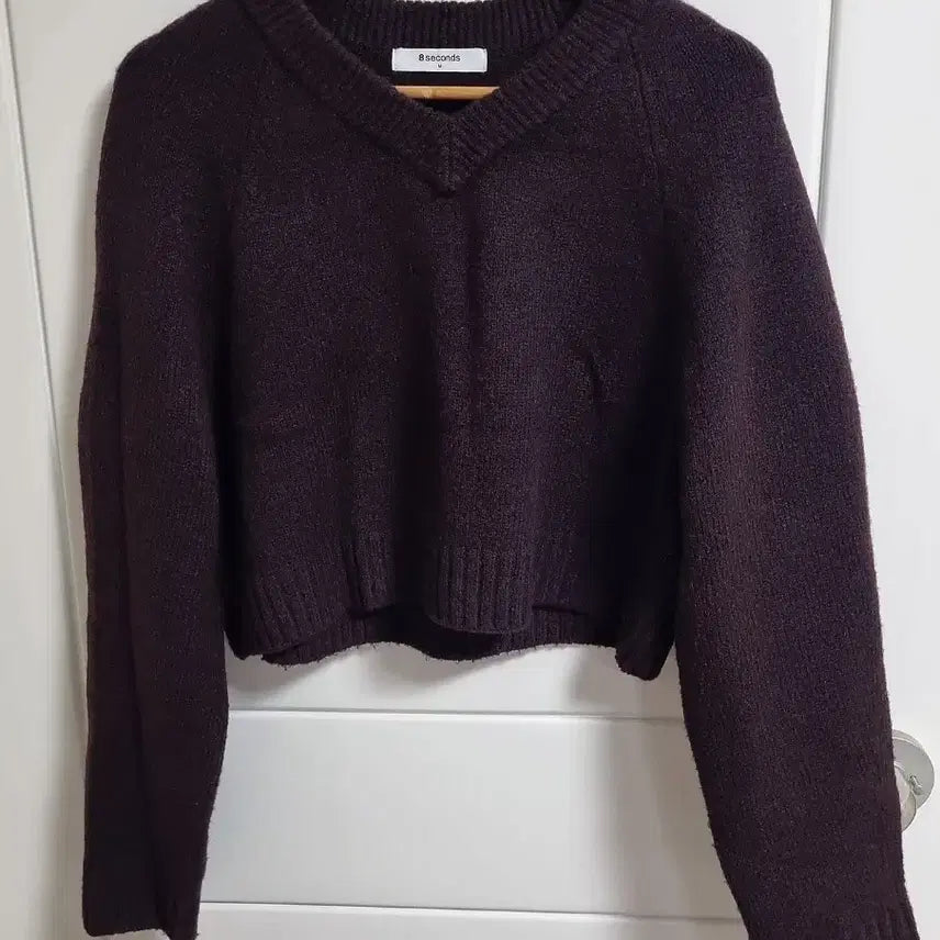 [BUNJANG] 8SECONDS V-Neck Cropped Knit Sweater / 다크 와인 브이넥 크롭 니트 긴팔 스웨터 플럼 보라색 에잇세컨즈 여성 여자 버건디 퍼플