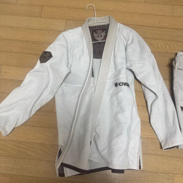 [BUNJANG] Kingz Desert White Gi A2L / 킹즈 도복 데저트 화이트 a2L