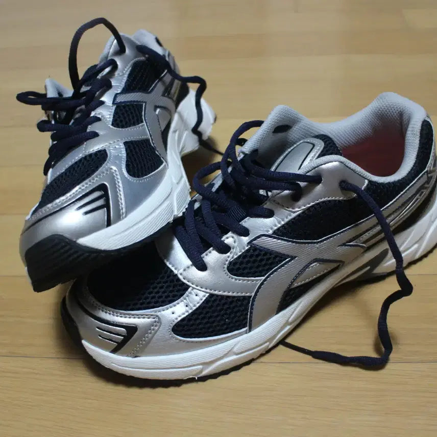[BUNJANG] Cavallo Running Shoes Navy 275mm / (1착) 까발로 런닝화 275mm 네이비색