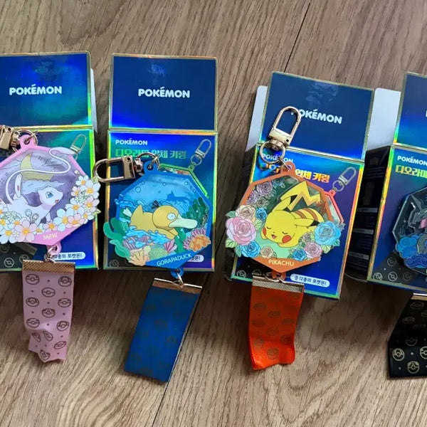 [BUNJANG] Pokemon Diorama Acrylic Keychain Set / 포켈몬 디오라마 아크릴 키링 레쿠쟈 뮤 피카츄 고라파덕
