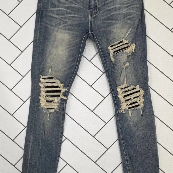 [BUNJANG] Amiri Repair Detail Men's Jeans Size 31-32 / 아미리 리페어 디테일 남성 청바지.  싸이즈 31~32
