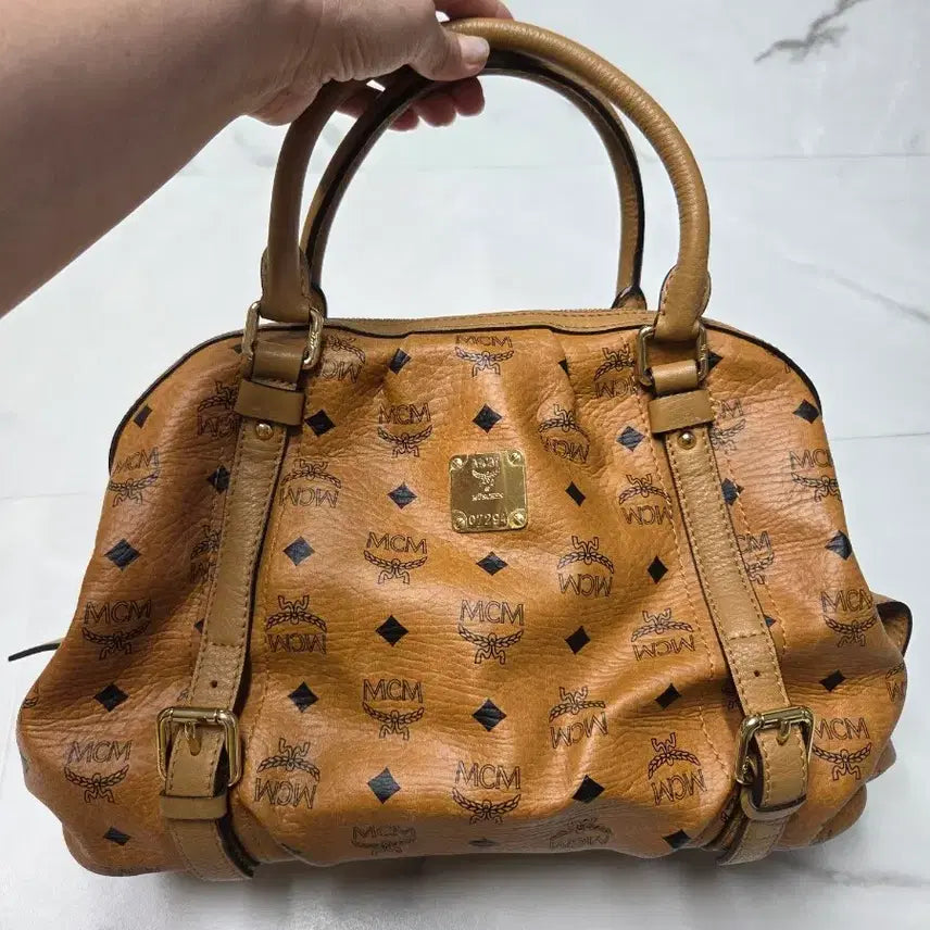 [BUNJANG] MCM Monogram Leather Tote Bag / MCM 토트백