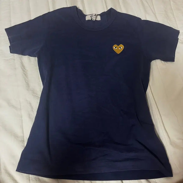 [BUNJANG] Comme des Garçons Navy Gold Emblem Short Sleeve T-Shirt / 꼼데가르송 네이비 골드 와펜 반팔