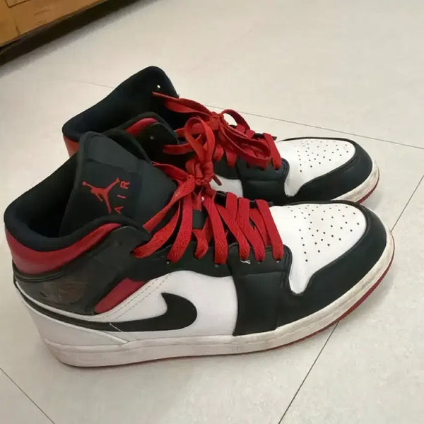 [BUNJANG] Air Jordan 1 Mid Gym Red Men's Sneakers / 에어조던1 미드 짐레드