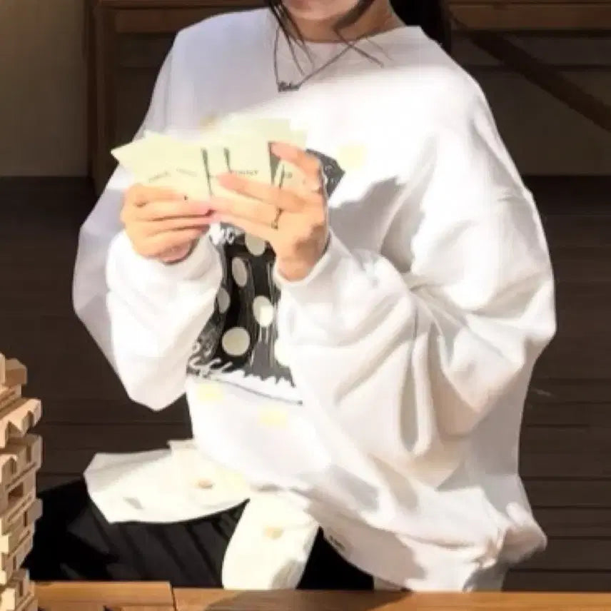 [BUNJANG] Glowny HOUSE DOT SWEATSHIRT White / 글로니 HOUSE DOT SWEATSHIRT