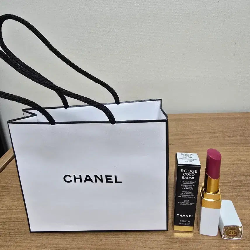 [BUNJANG] Chanel Rouge Coco Baume Raspberry Kiss 762 / 샤넬 루쥬 코코밤 라즈베리키스 762