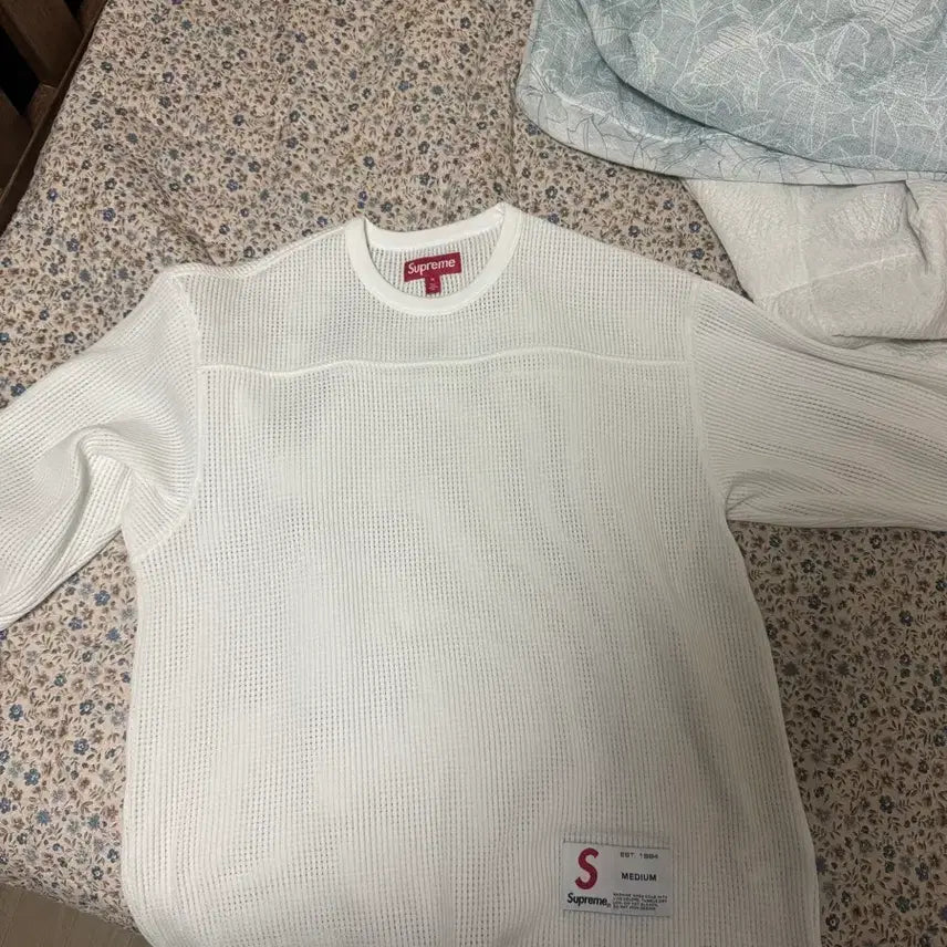 [BUNJANG] Supreme Mesh Knit / 슈프림 메쉬 니트